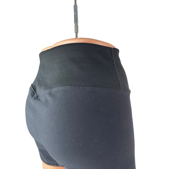Alo Women's Black Ribbed Waist High Rise Yoga Workout Athletic Biker Shorts Sz L - Picture 4 of 6